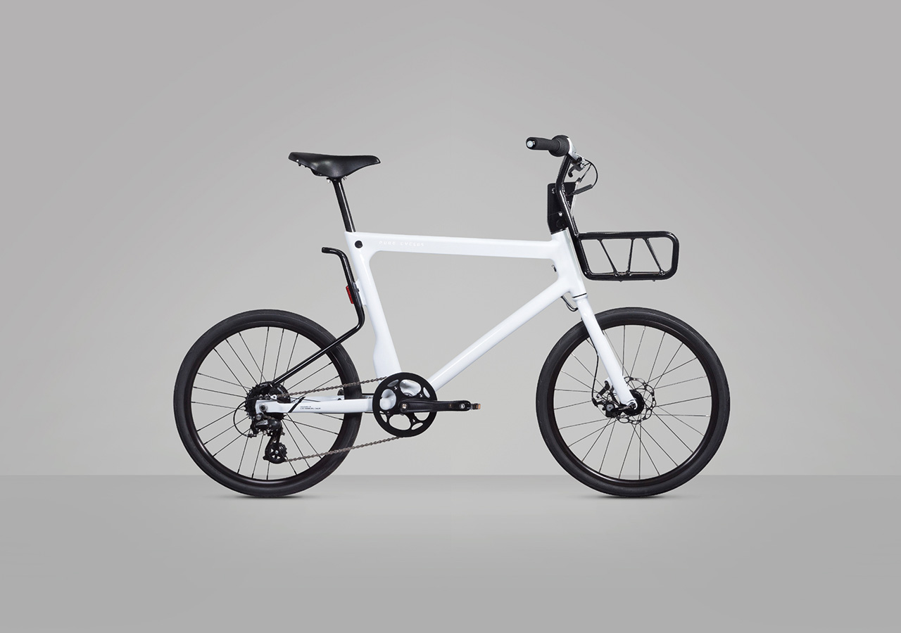 Ebike_White_GreySeamless_Side.jpg